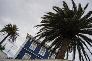 Catalogada como residencia logística militar, sirve para el alojamiento de efectivos en servicio. Está situada en las proximidades del Cuartel de Atocha, rodeada por tres grandes ejemplares.