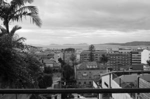 En 1932 Sergio Saborido Cid fundaba en Vigo el Colegio Labor, que funcionó además como internado hasta la década de los setenta.