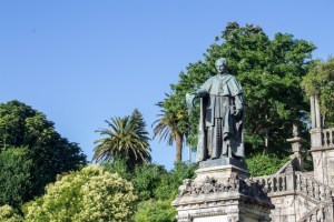 El origen del principal jardín de la capital de Galicia se remonta al siglo XVI, con la donación de los terrenos a la ciudad por parte del conde de Altamira.